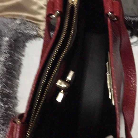 Purse - Picture 2 of 3